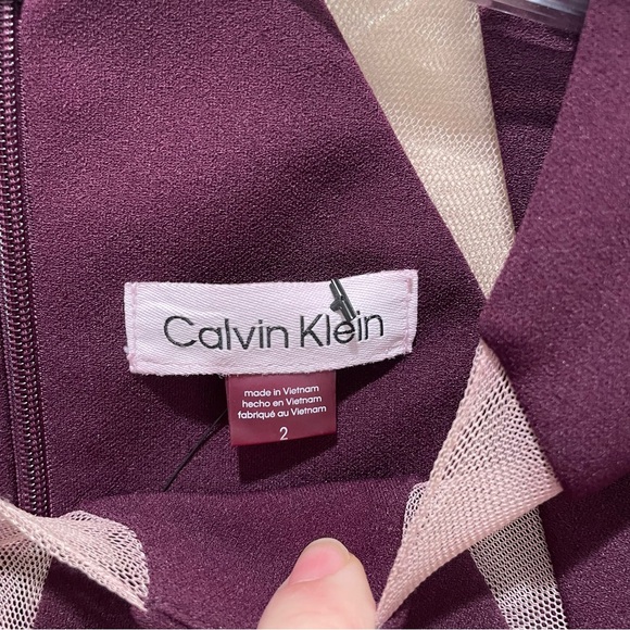 Calvin Klein Sheath Dress Mesh Detail Burgundy Purple Women’s Size 2 - Picture 7 of 9